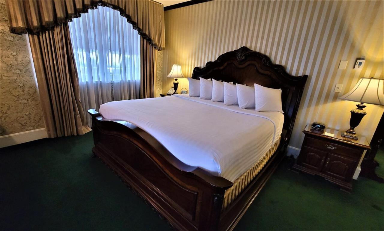 General Palmer Hotel